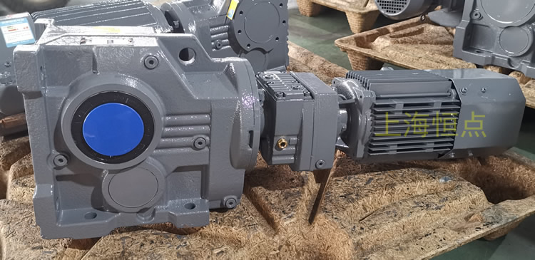 KAB77R37雙級減速機 輸入配變頻電機 實物圖 - 上海恒點