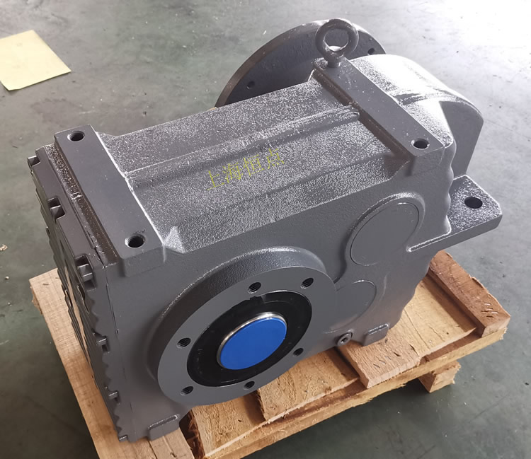 FA87減速機 輸入配法蘭端蓋 輸出通孔實物